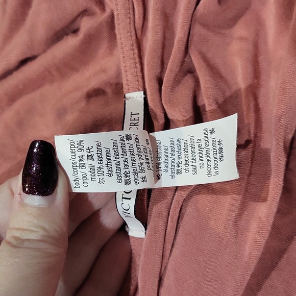 Victoria's Secret Nighty - Picture 10 of 10